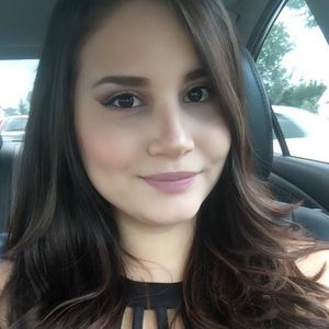 Meet your Posher, Andrea